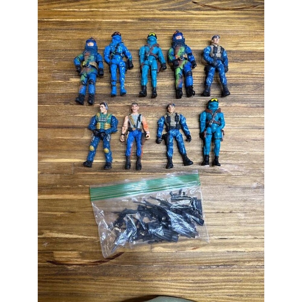 Blue army men